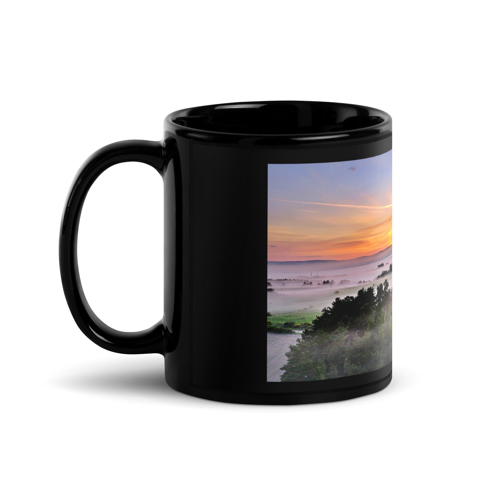 black glossy mug chabannes au réveil des brumes black glossy mug chabannes au réveil des brumes