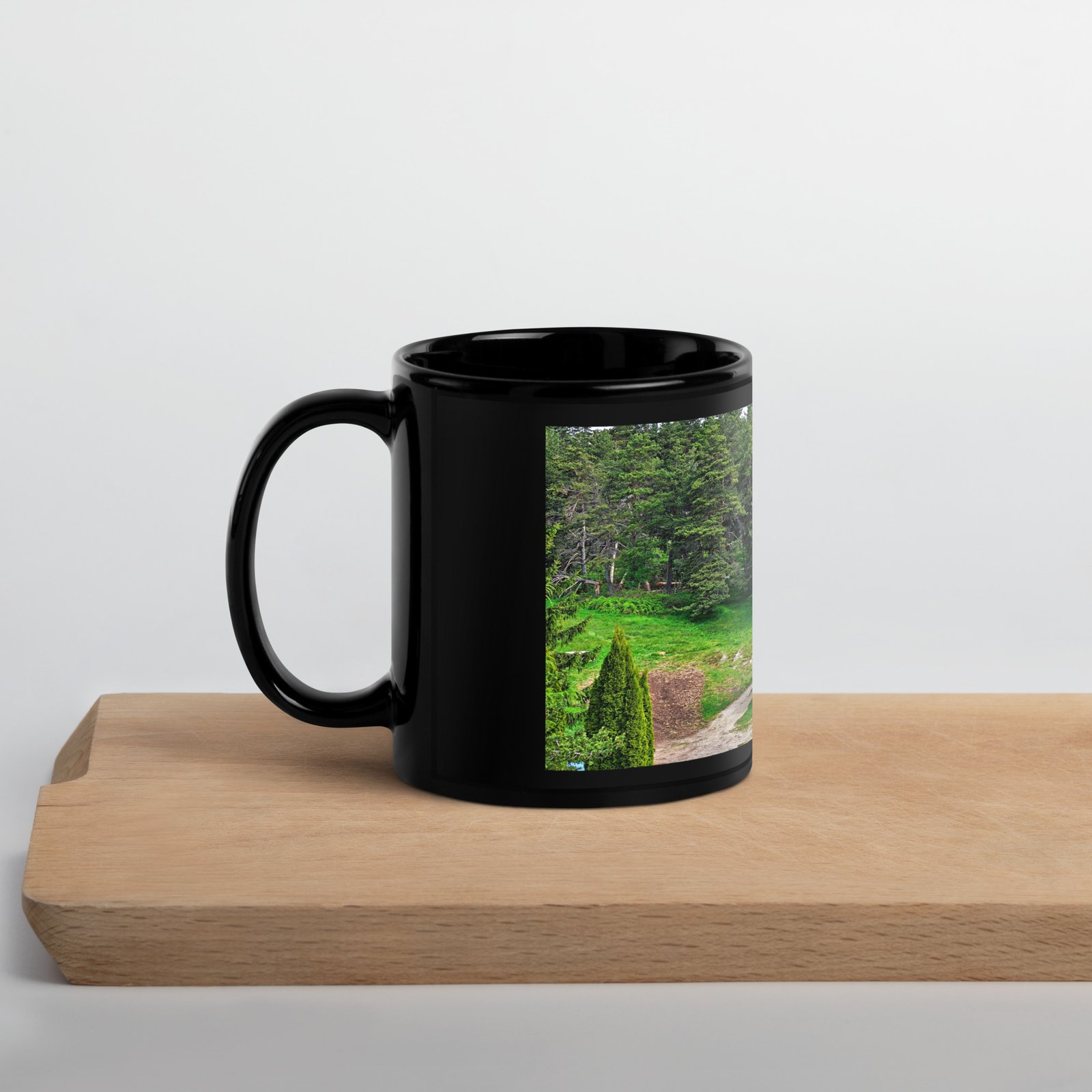 black glossy mug chapelle saint roch mémoire du chemin, prière des pierres black glossy mug chapelle saint roch mémoire du chemin, prière des pierres