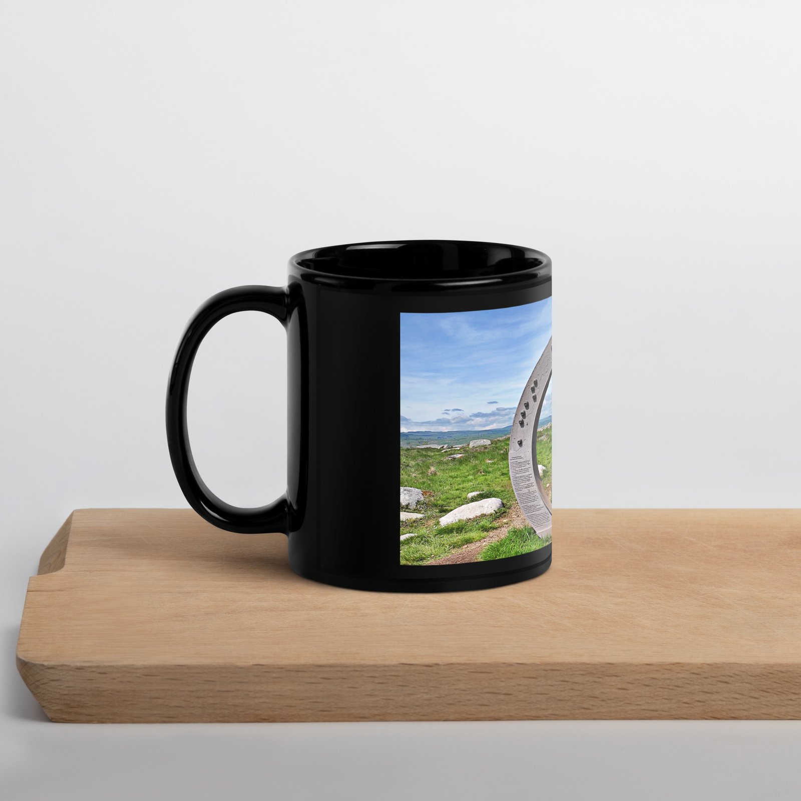 black glossy mug l’oculus, fenêtre sur l’infini black glossy mug l’oculus, fenêtre sur l’infini