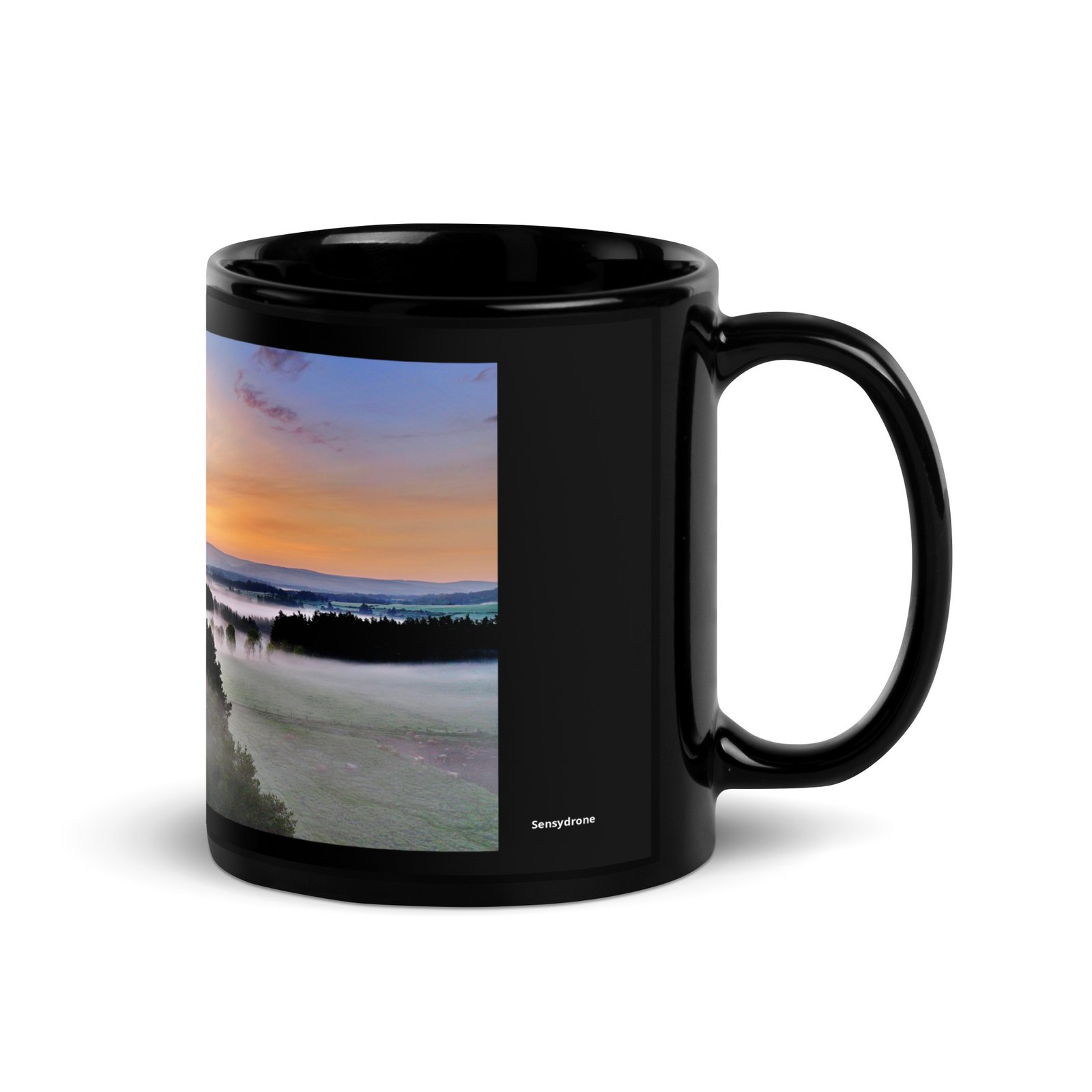 black glossy mug chabannes au réveil des brumes black glossy mug chabannes au réveil des brumes