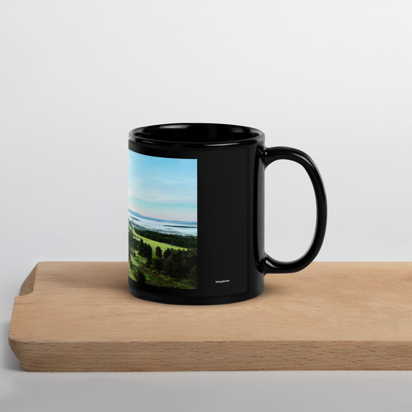 black glossy mug bigose au pays des brumes black glossy mug bigose au pays des brumes