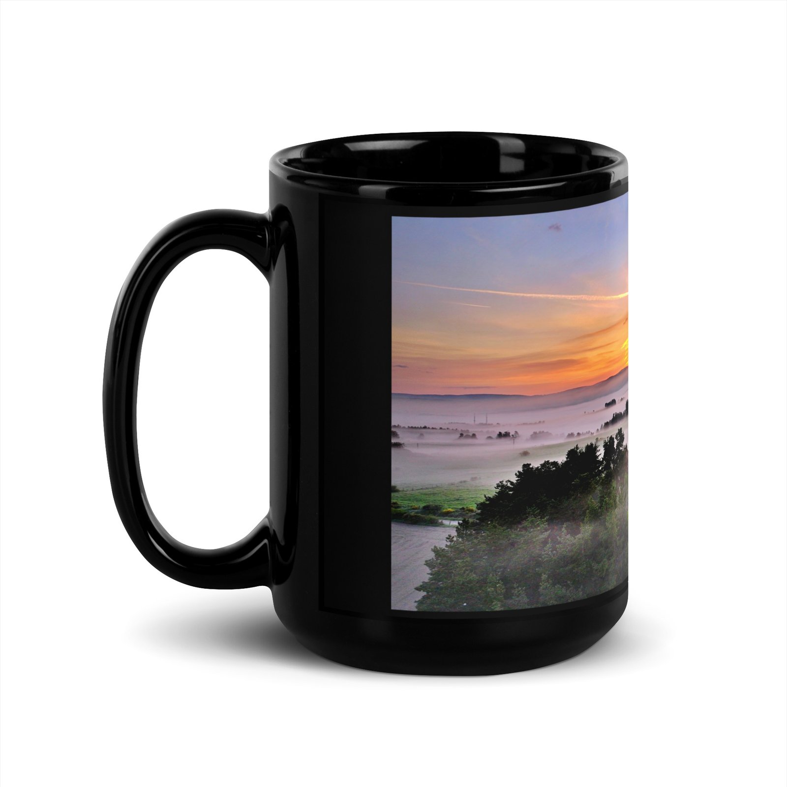 black glossy mug chabannes au réveil des brumes black glossy mug chabannes au réveil des brumes