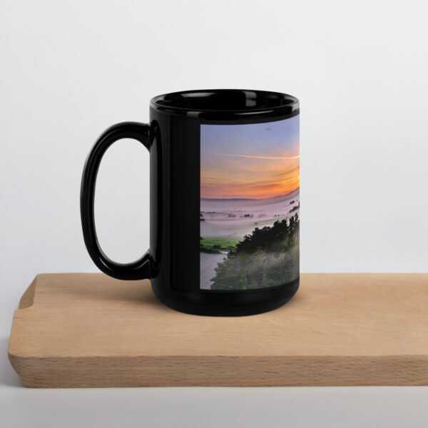 black glossy mug chabannes au réveil des brumes