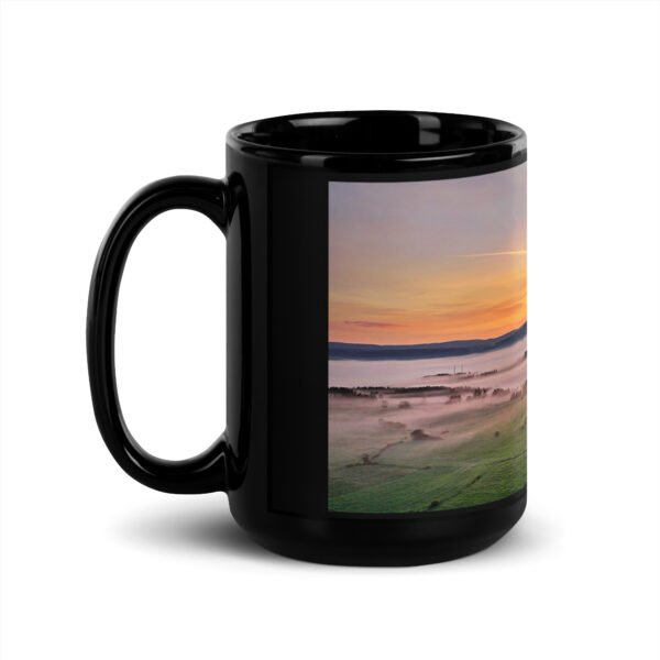 black glossy mug l’aube mystique de chabannes