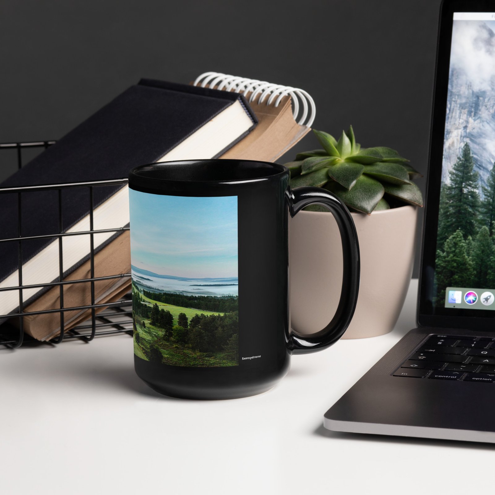 black glossy mug bigose au pays des brumes black glossy mug bigose au pays des brumes