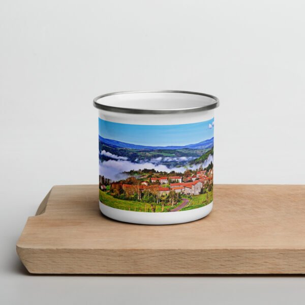 mug émaillé saint didier d 'allier, village suspendu aux nuages