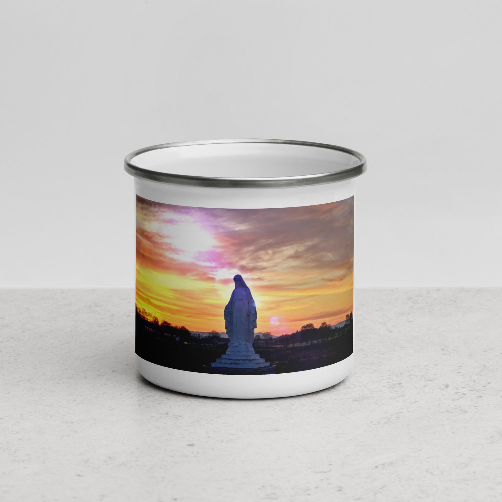 mug émaillé la lumire et la paix. la vierge de saugues mug émaillé la lumire et la paix. la vierge de saugues