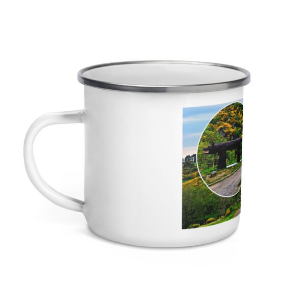 mug émaillé le loup de saugues, gardien du chemin.
