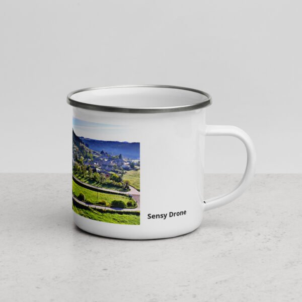 mug émaillé les estrets ancienne commanderie des hospitaliers de st jean de jrusalem