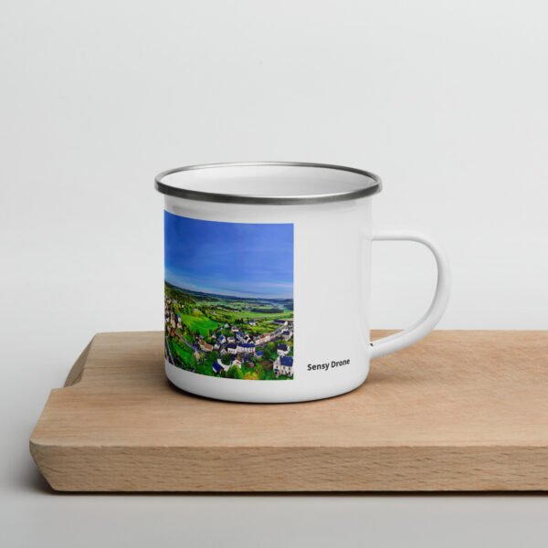 mug émaillé aumont aubrac, carrefour des plerins.
