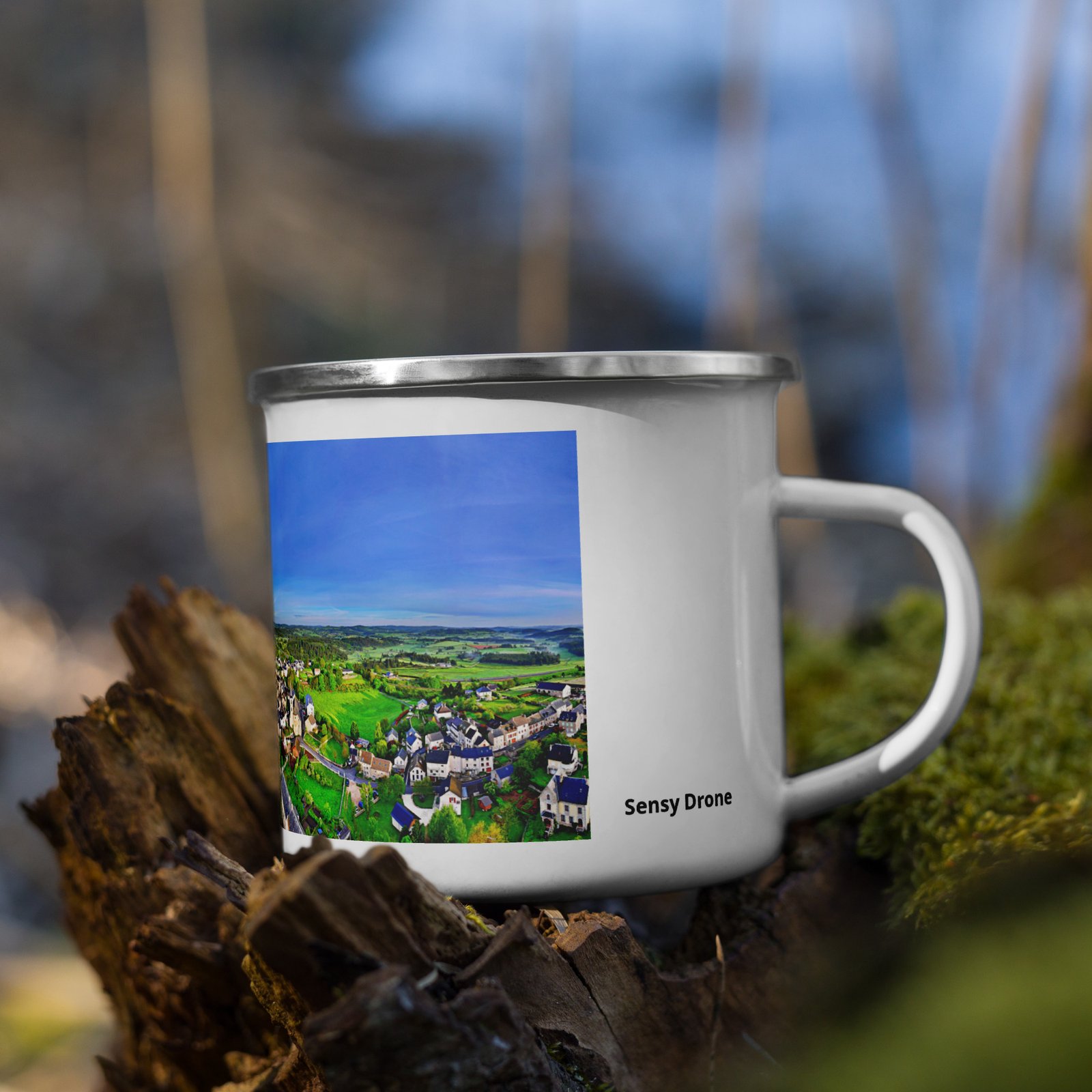 mug émaillé aumont aubrac, carrefour des plerins. mug émaillé aumont aubrac, carrefour des plerins.