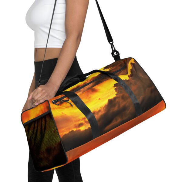 sac de voyage coucher de soleil orage
