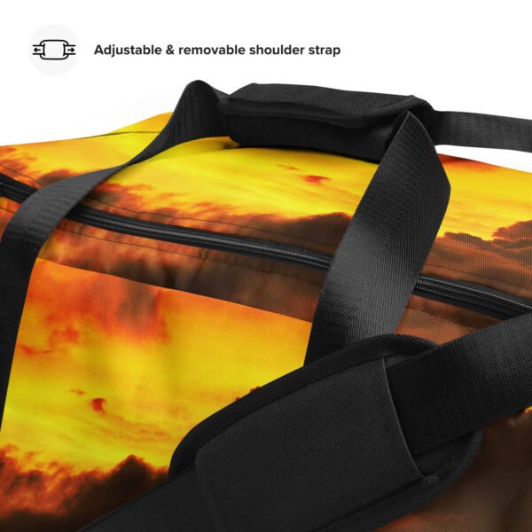 sac de voyage coucher de soleil orage