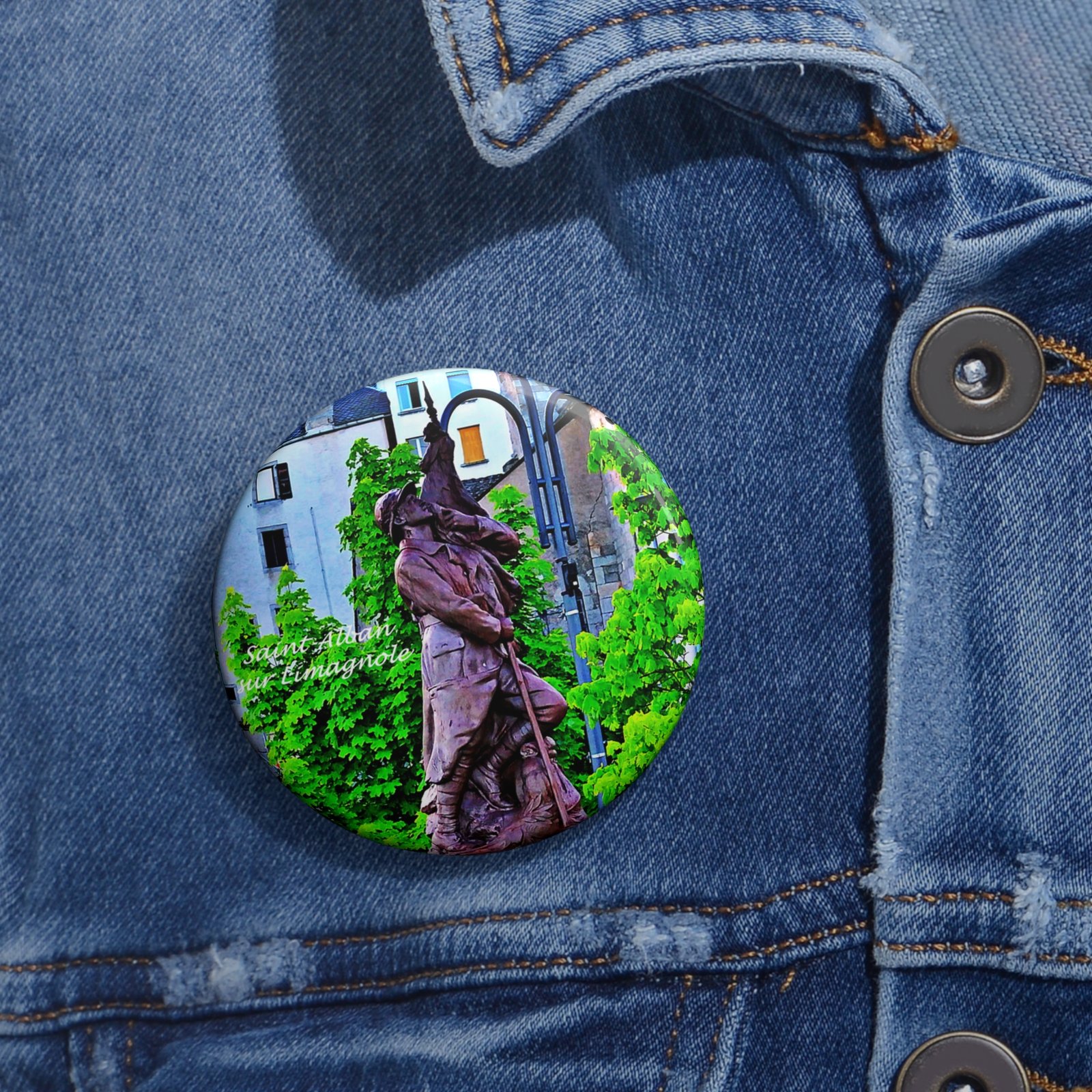 pin photo aérienne — saint alban sur limagnole | le monument aux morts pin photo aérienne — saint alban sur limagnole | le monument aux morts