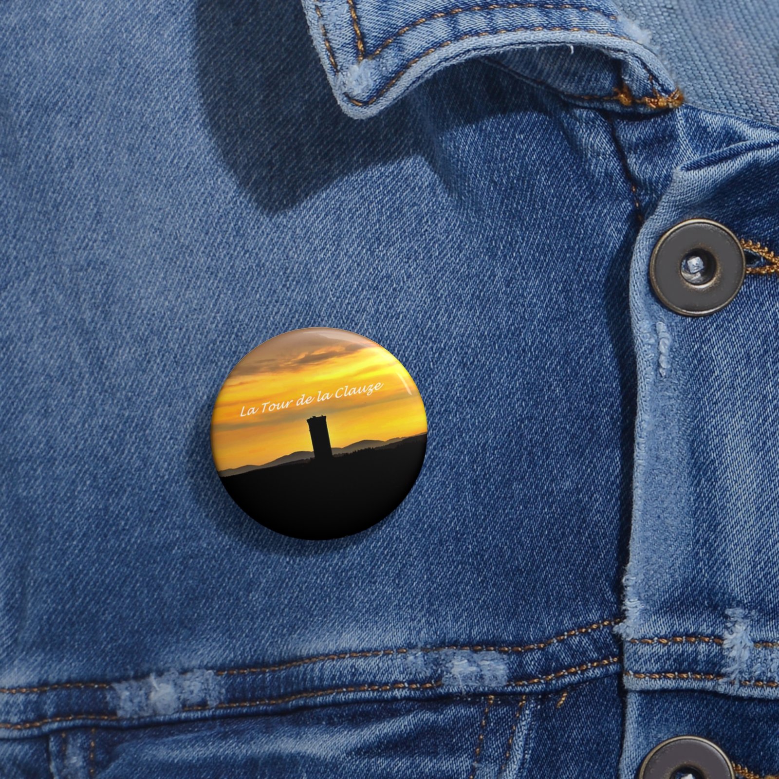 pin photo aérienne — la tour de la clauze | gardienne du crépuscule pin photo aérienne — la tour de la clauze | gardienne du crépuscule