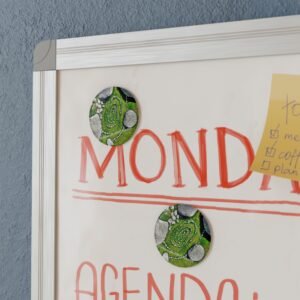 aimant décoratif rond – labyrinthe de l’oculus de marchastel, aubrac & compostelle (gr65)