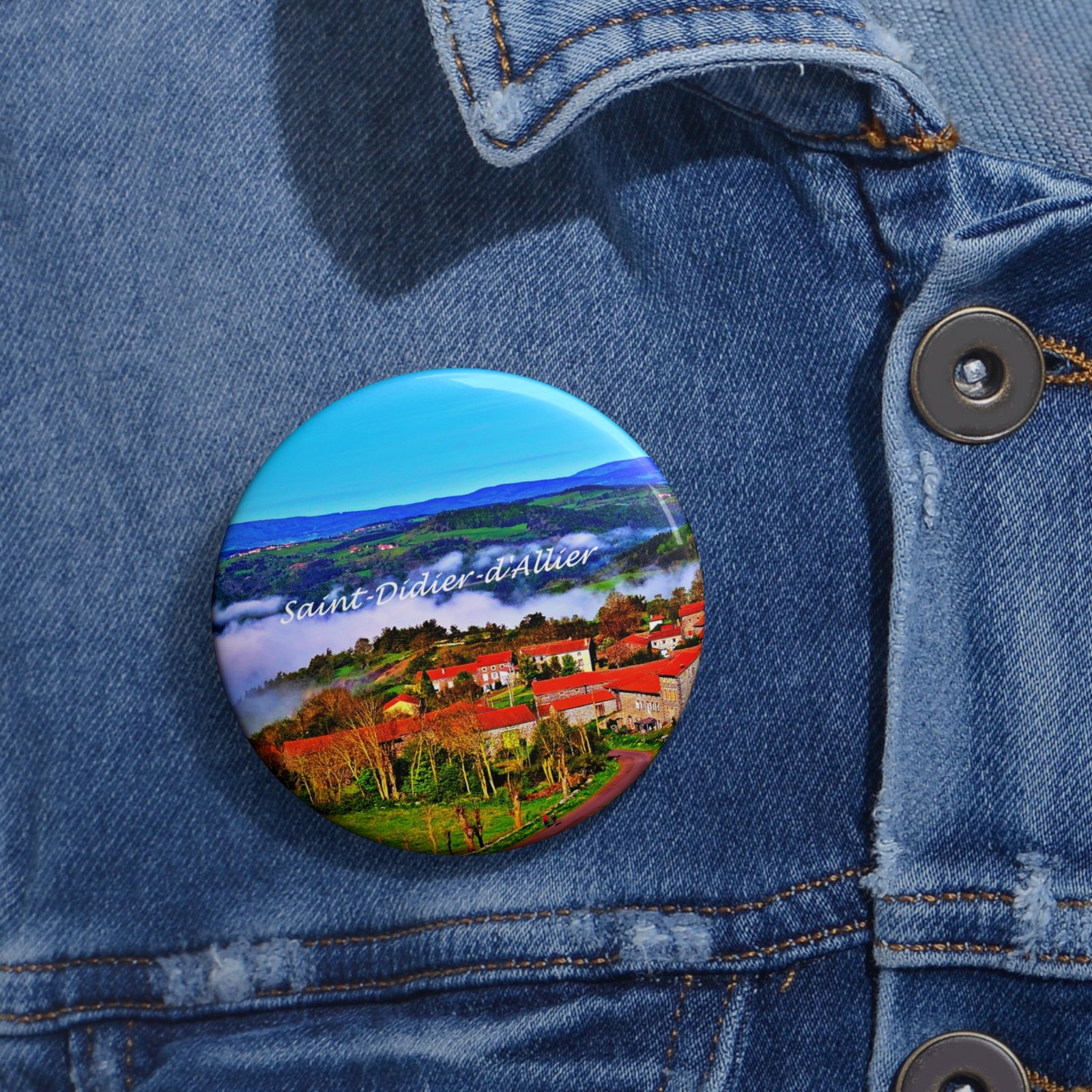 pin photo aérienne — saint didier d’allier | le village suspendu dans la brume pin photo aérienne — saint didier d’allier | le village suspendu dans la brume