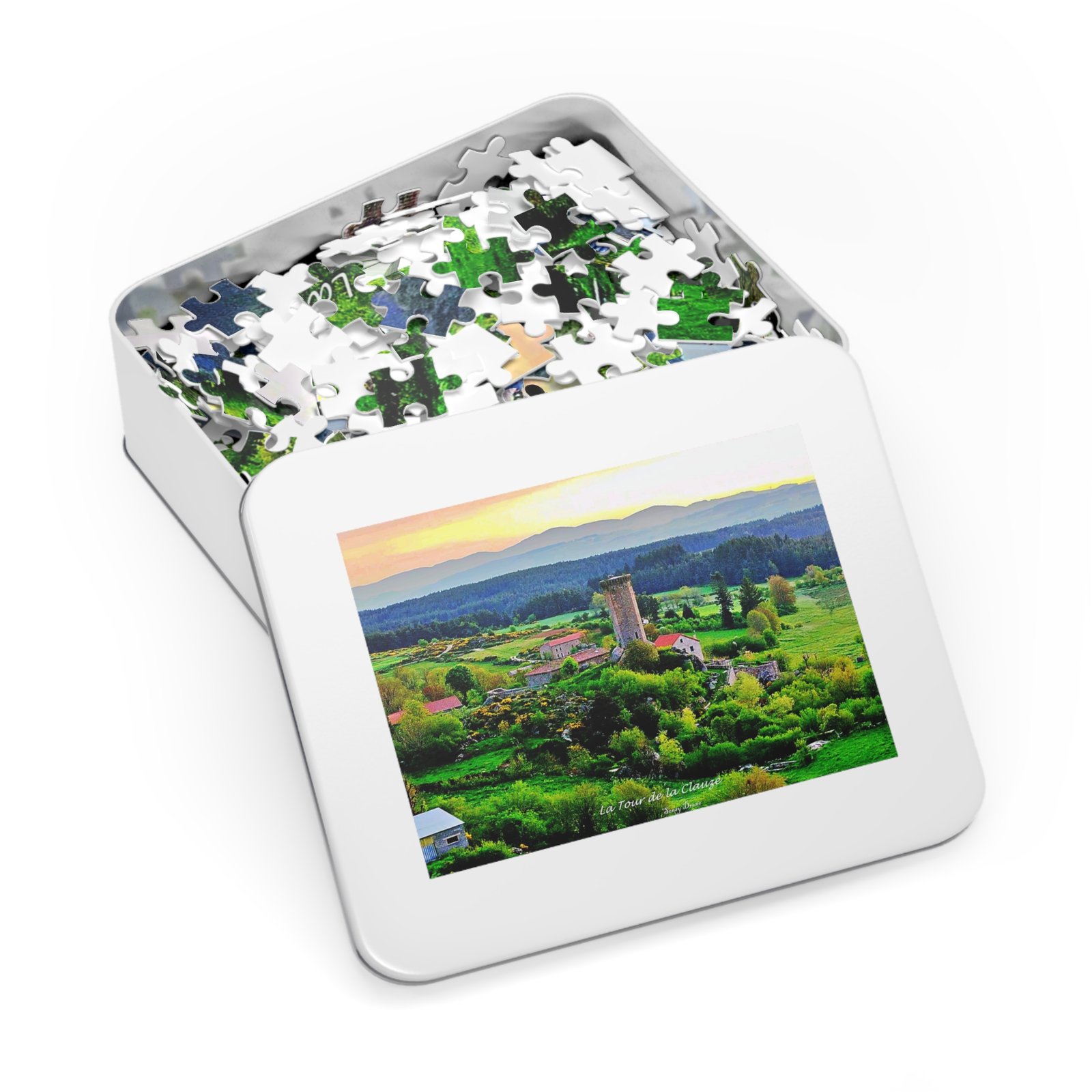 puzzle photo aérienne — la tour de la clauze | sentinelle de pierre en margeride puzzle photo aérienne — la tour de la clauze | sentinelle de pierre en margeride