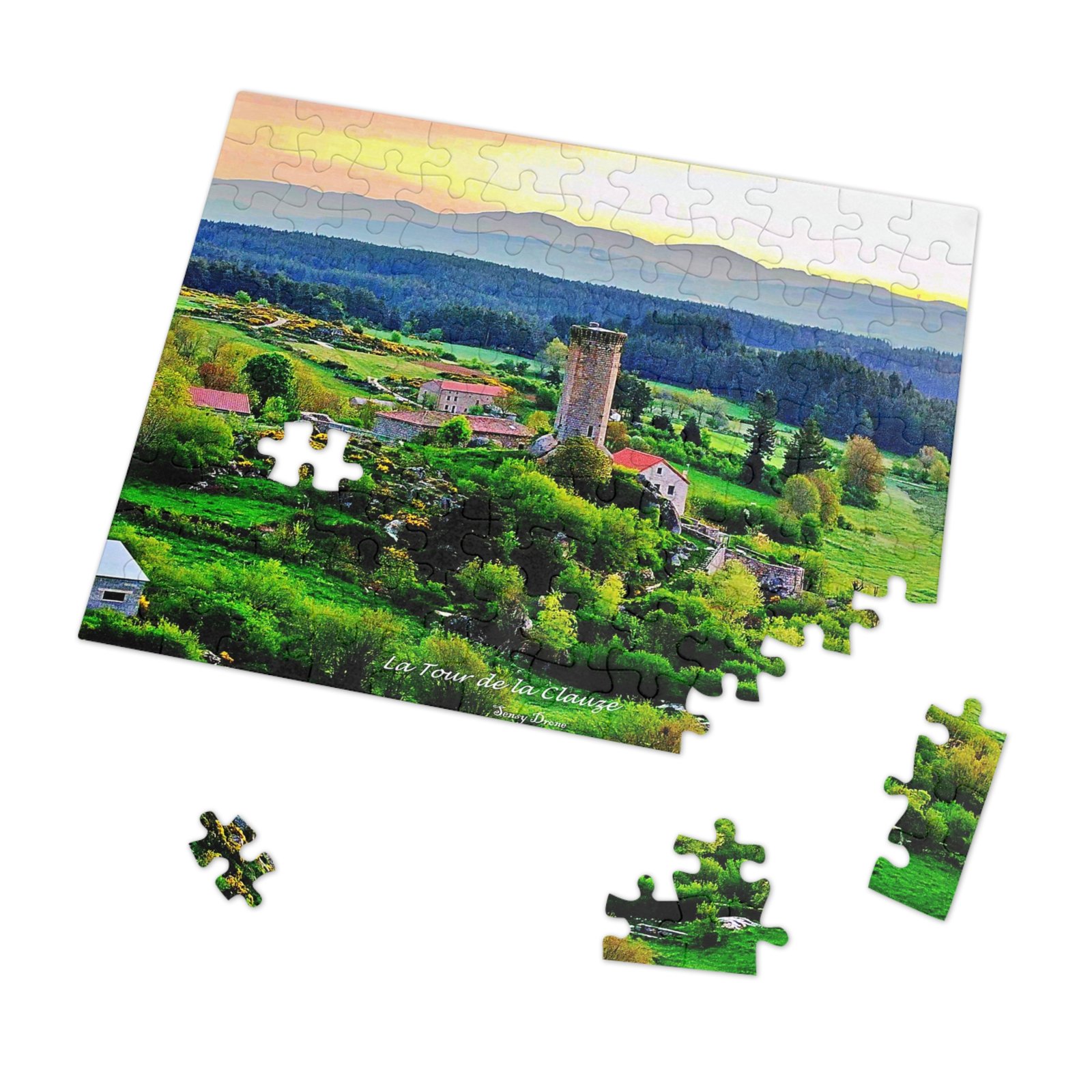 puzzle photo aérienne — la tour de la clauze | sentinelle de pierre en margeride puzzle photo aérienne — la tour de la clauze | sentinelle de pierre en margeride