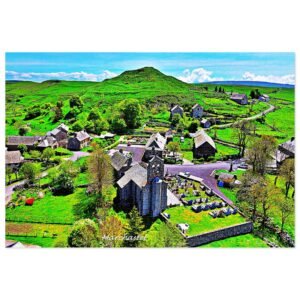 puzzle photo aérienne — marchastel | village d’aubrac et lignes volcaniques