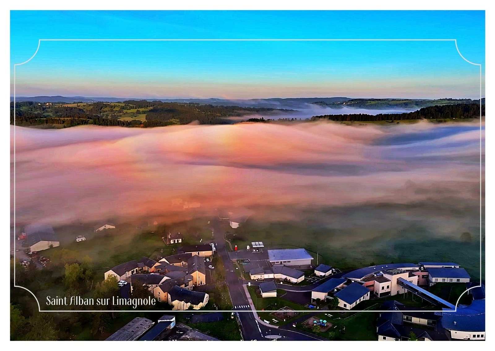 carte postale compostelle – saint alban sur limagnole, la brume carte postale compostelle – saint alban sur limagnole, la brume